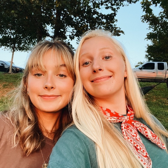 Meet your Posher, Marah - Picture 1 of 1